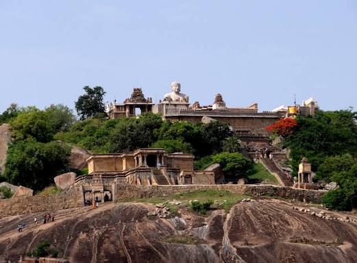 श्रवणबेळगोळ (कर्नाटक)