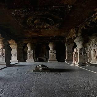 वेरूळ लेणी (महाराष्ट्र)